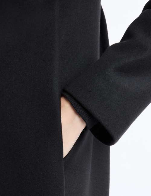 Romantic Coat in Wool black
