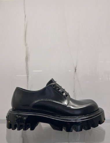 Stringate Shark Black