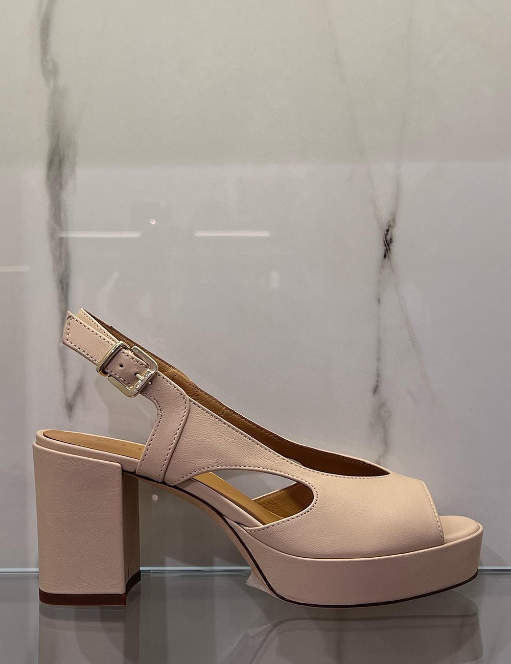 Sandali con plateau nude