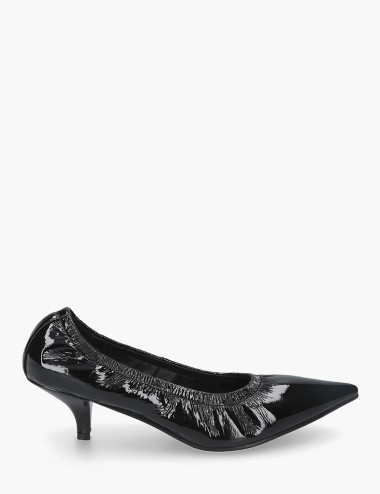 Lory Black Pump