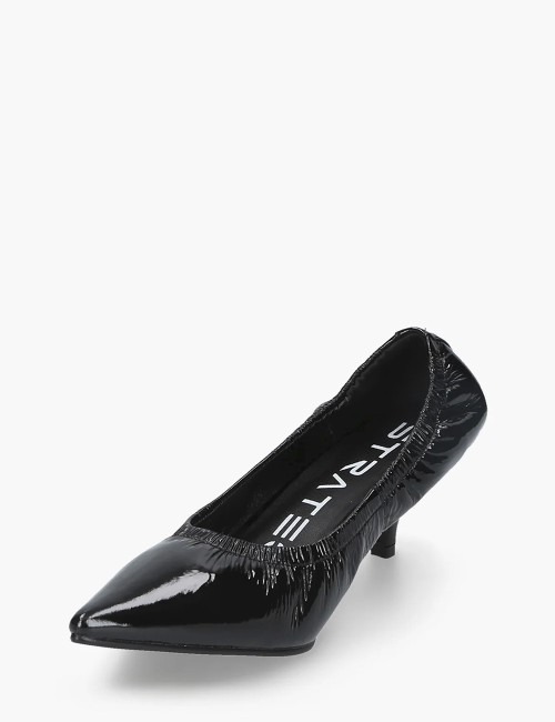 Lory Black Pump